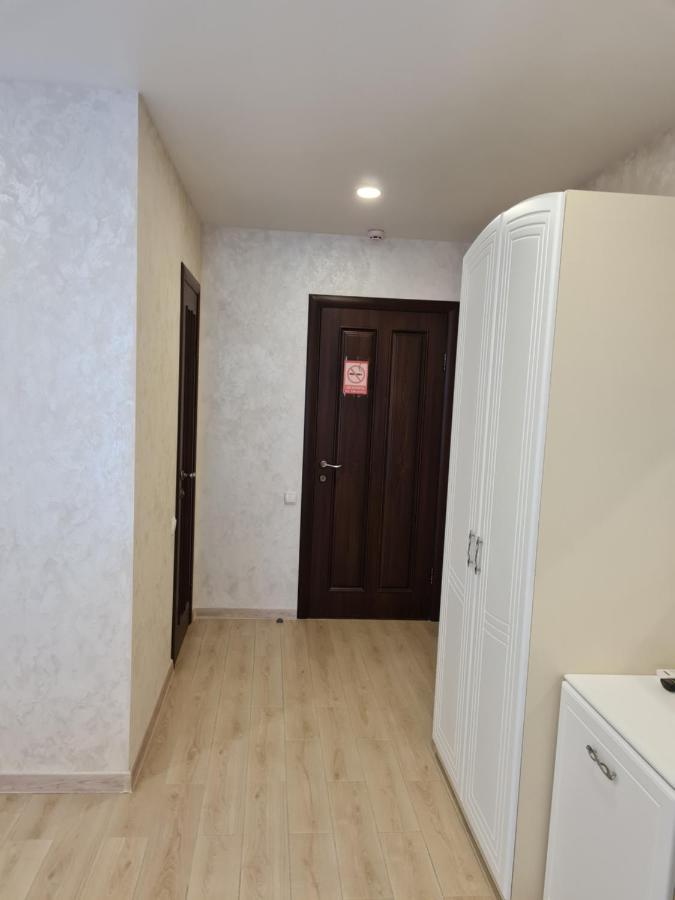 Hotel Lime Kiev Bagian luar foto